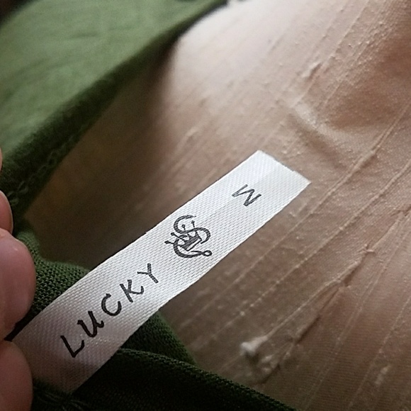 Lucky Olive Green top Size M - Picture 4 of 4